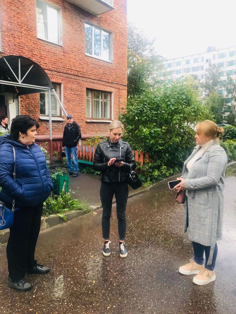 Депутат и кандидат Светлана Петрова провела встречу в жителями мкр. Мичурина в г. Королёве
