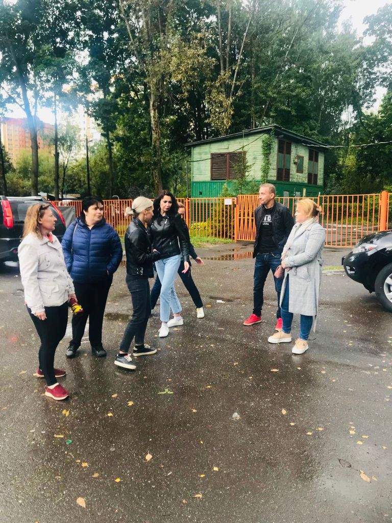 Депутат и кандидат Светлана Петрова провела встречу в жителями мкр. Мичурина в г. Королёве