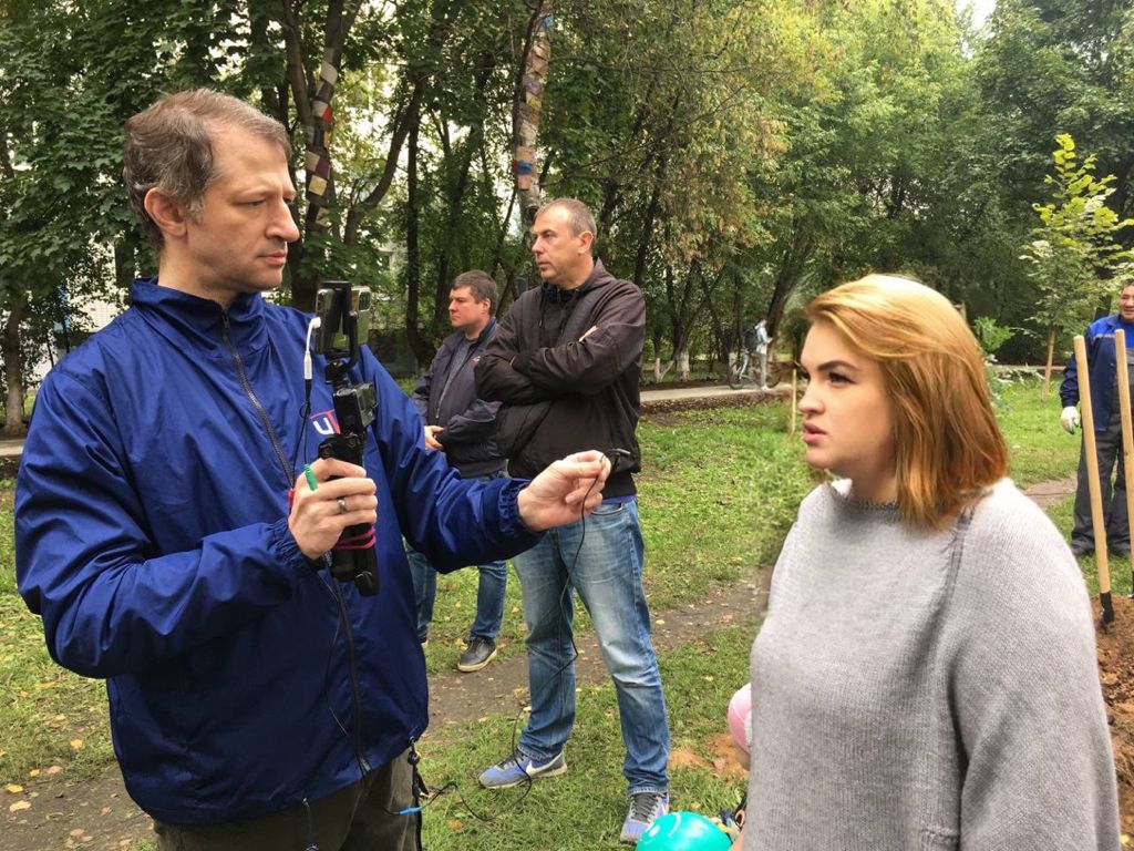 Кандидат коммунист Петрова Светлана приняла участие в посадке рябин в Рябиновом сквере в Королёве!!!