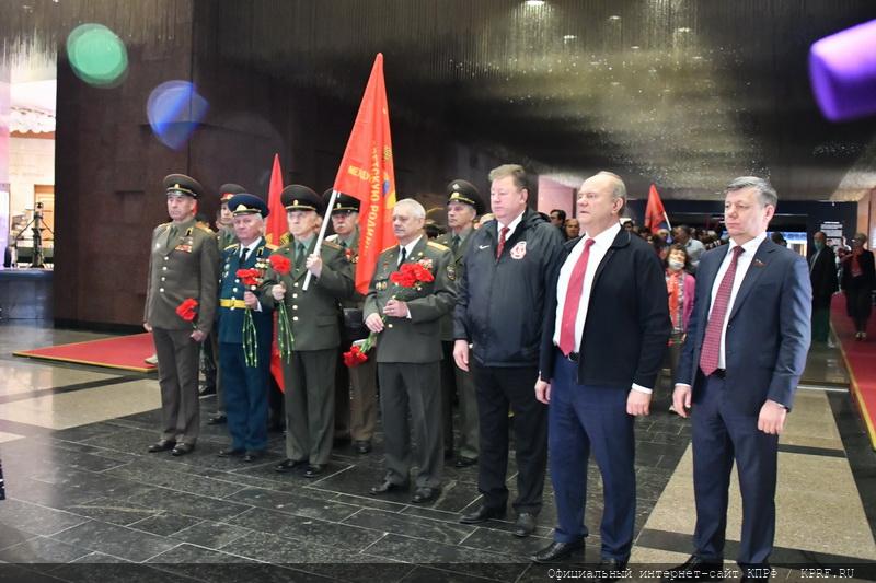 Дорогой отцов-победителей...