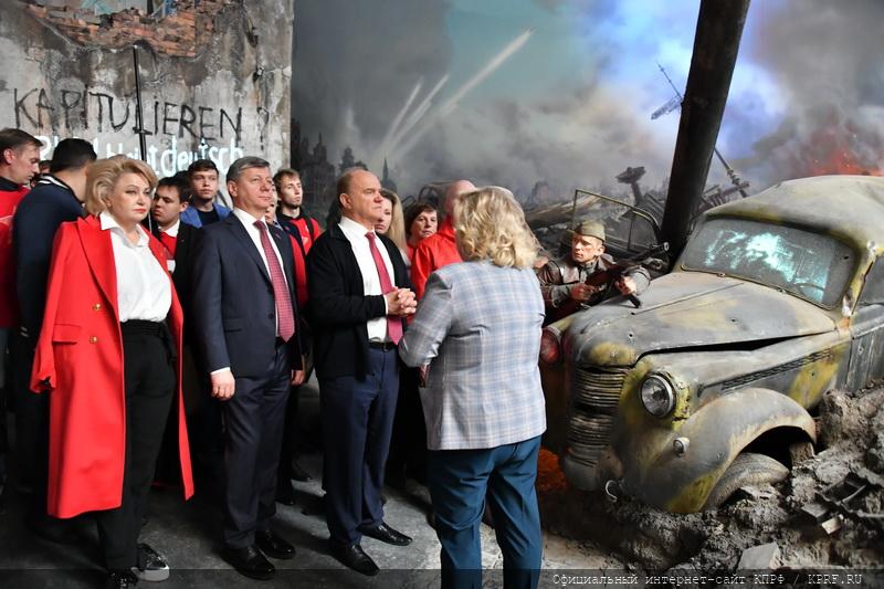 Дорогой отцов-победителей...