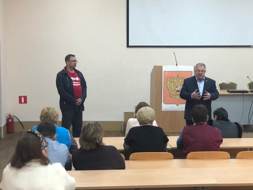 Александр Наумов: Железные дороги - это кровеносные сосуды России!