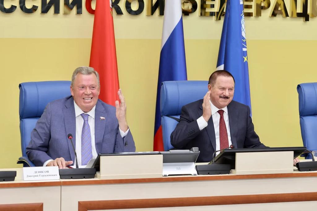 Коммунист Светлана Петрова стала единственным депутатом, проголосовавшим против административных махинаций в г. Королёве!
