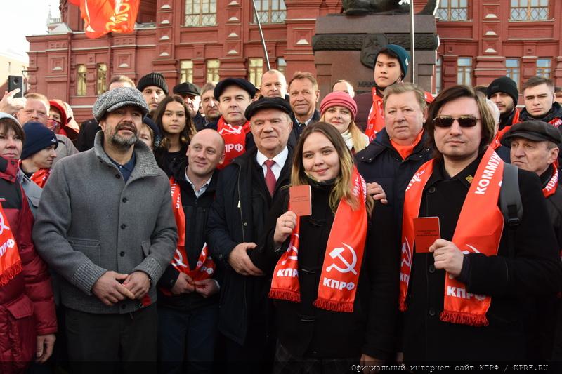 Великому Октябрю 1917 года - Слава!