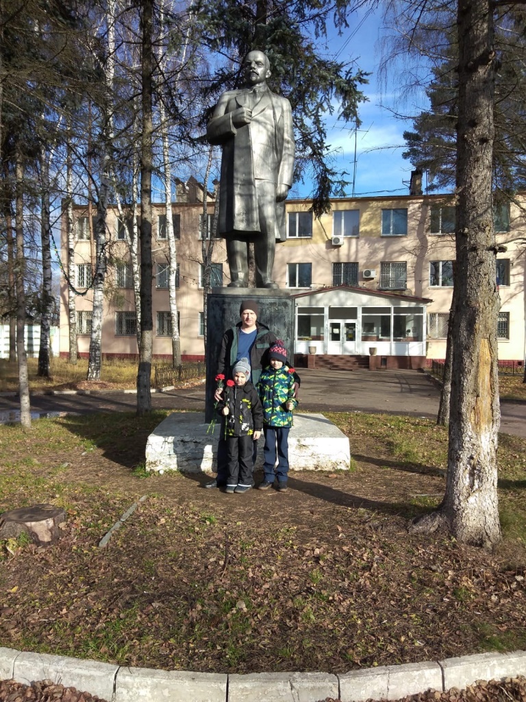 7 ноября в сердцах Балашихинских коммунистов!
