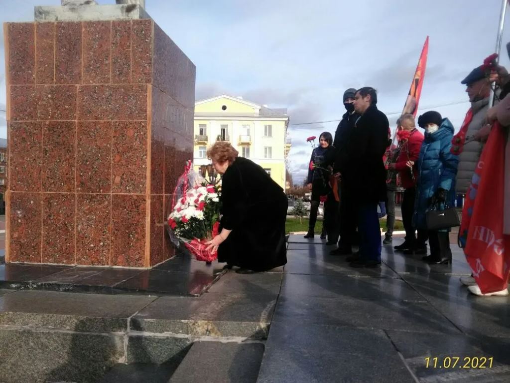 Подольские коммунисты отметили день Великого Октября