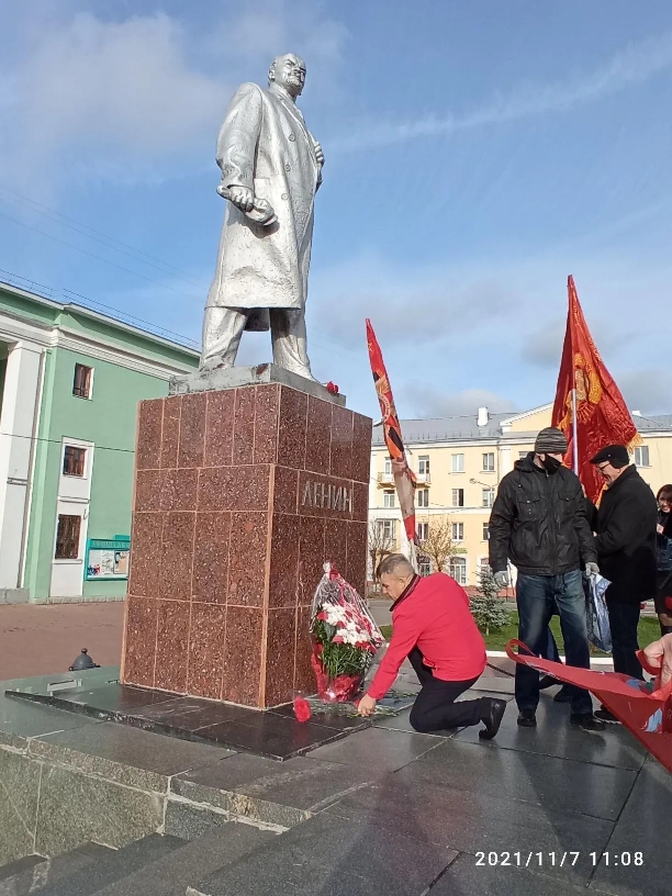 Подольские коммунисты отметили день Великого Октября