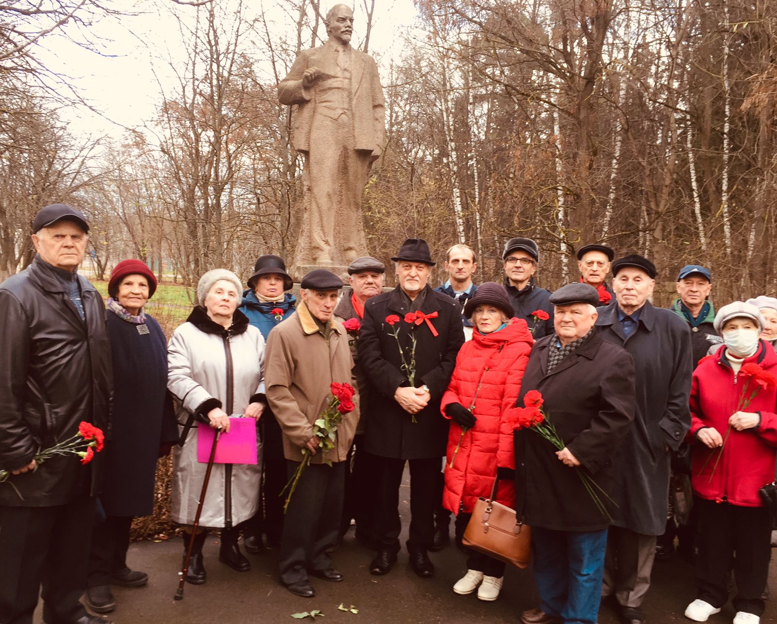 Есть у революции начало, нет у революции конца!