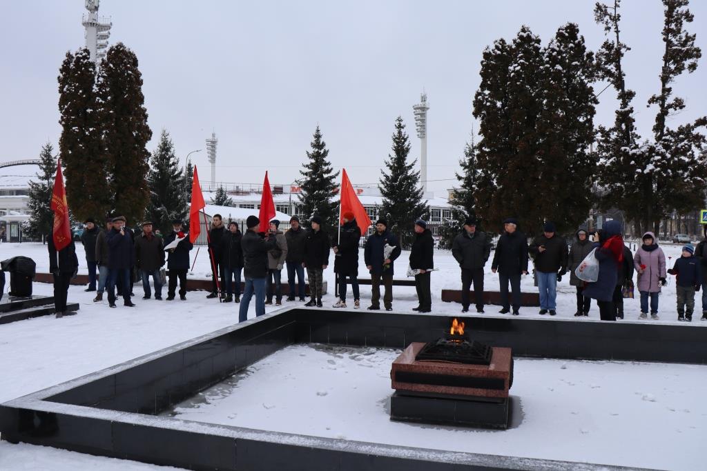Подвиг героев в наших сердцах
