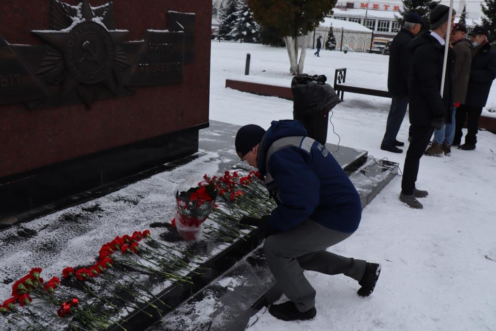 Подвиг героев в наших сердцах