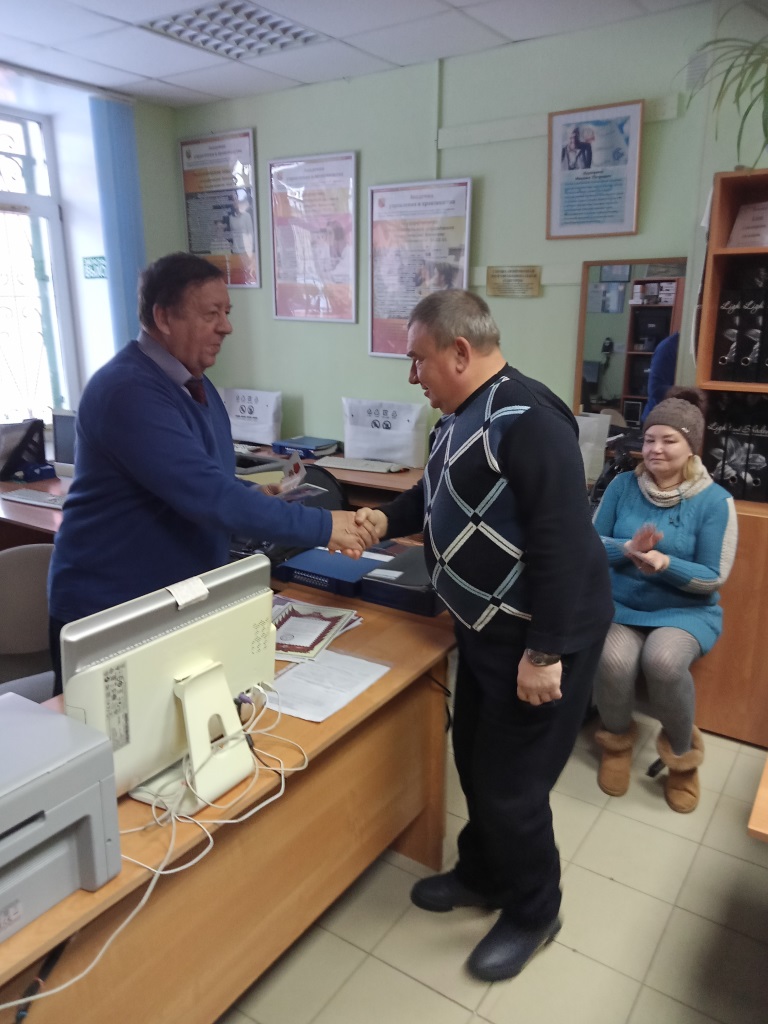 Каширские коммунисты пополняют ряды партии