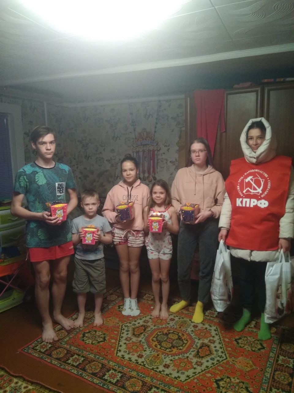 Вручение новогодних подарков в Домодедово