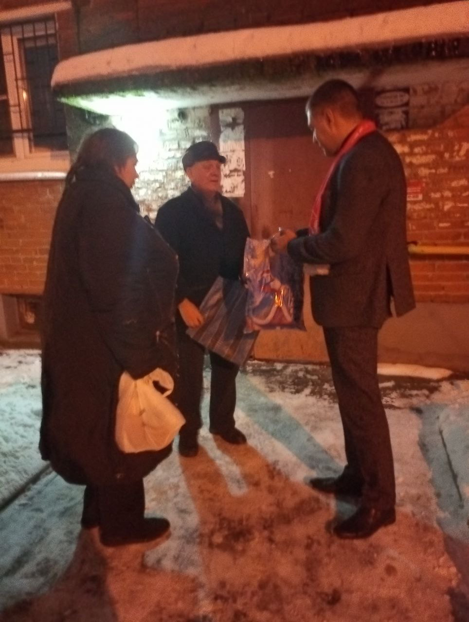 Вручение новогодних подарков в Домодедово