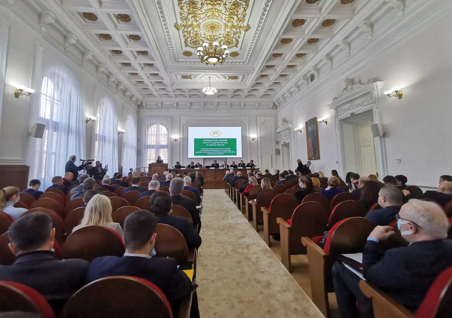 В.И. Кашин провёл Парламентские слушания о развитии научного и кадрового обеспечения агропромышленного комплекса