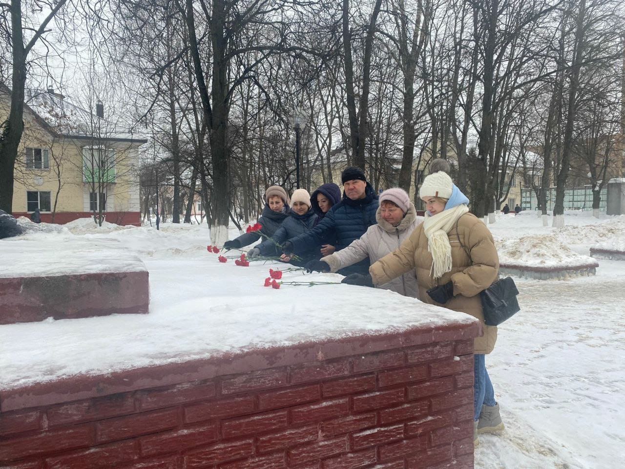В.И. Ленин - гений, который отдал свою жизнь на построение нового мира – мира, где правит человек и труд!