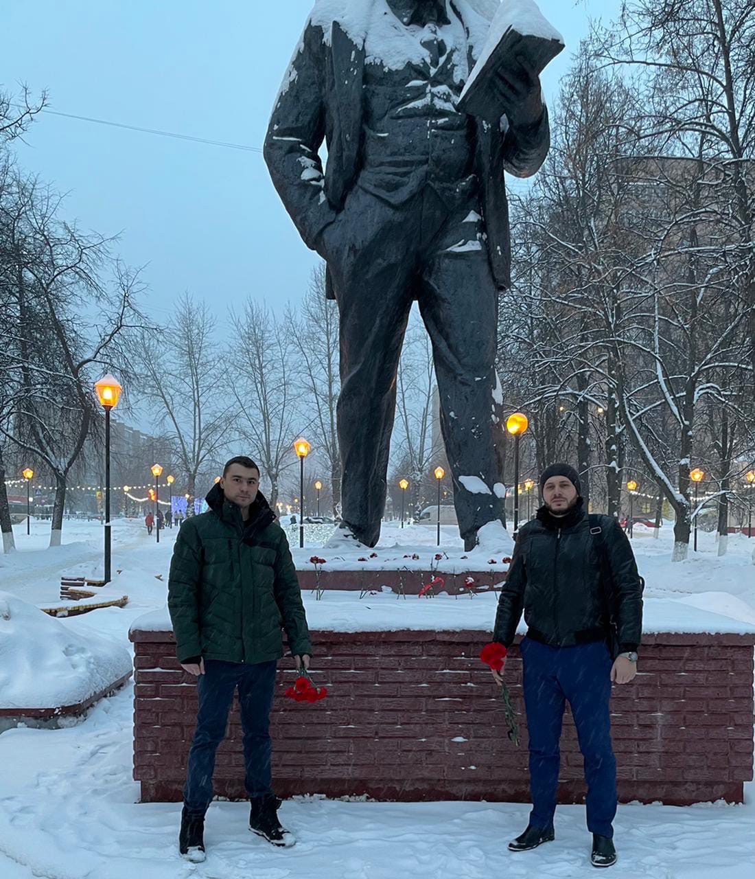 В.И. Ленин - гений, который отдал свою жизнь на построение нового мира – мира, где правит человек и труд!