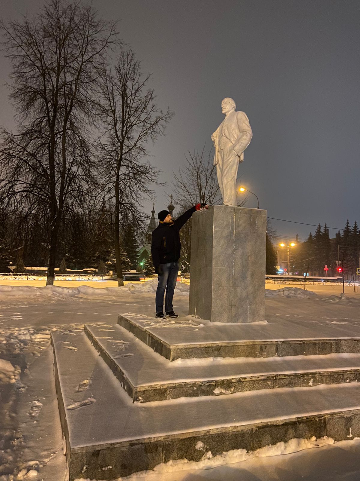 Коммунисты Клина почтили память о Ленине