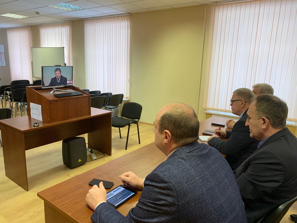 В.И. Кашин выступил на партийном семинаре-совещании