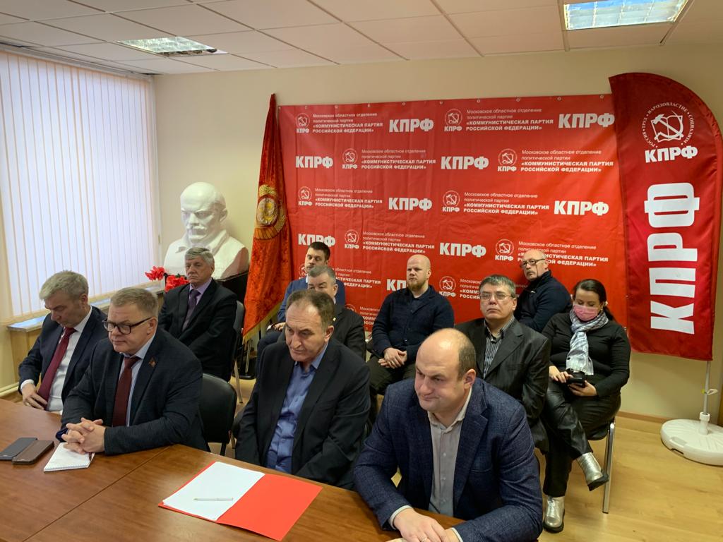 В.И. Кашин выступил на партийном семинаре-совещании