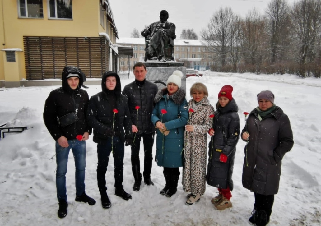 Цветы вождю