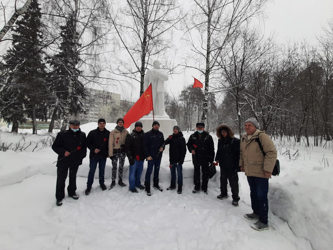 Следуем заветам Ленина