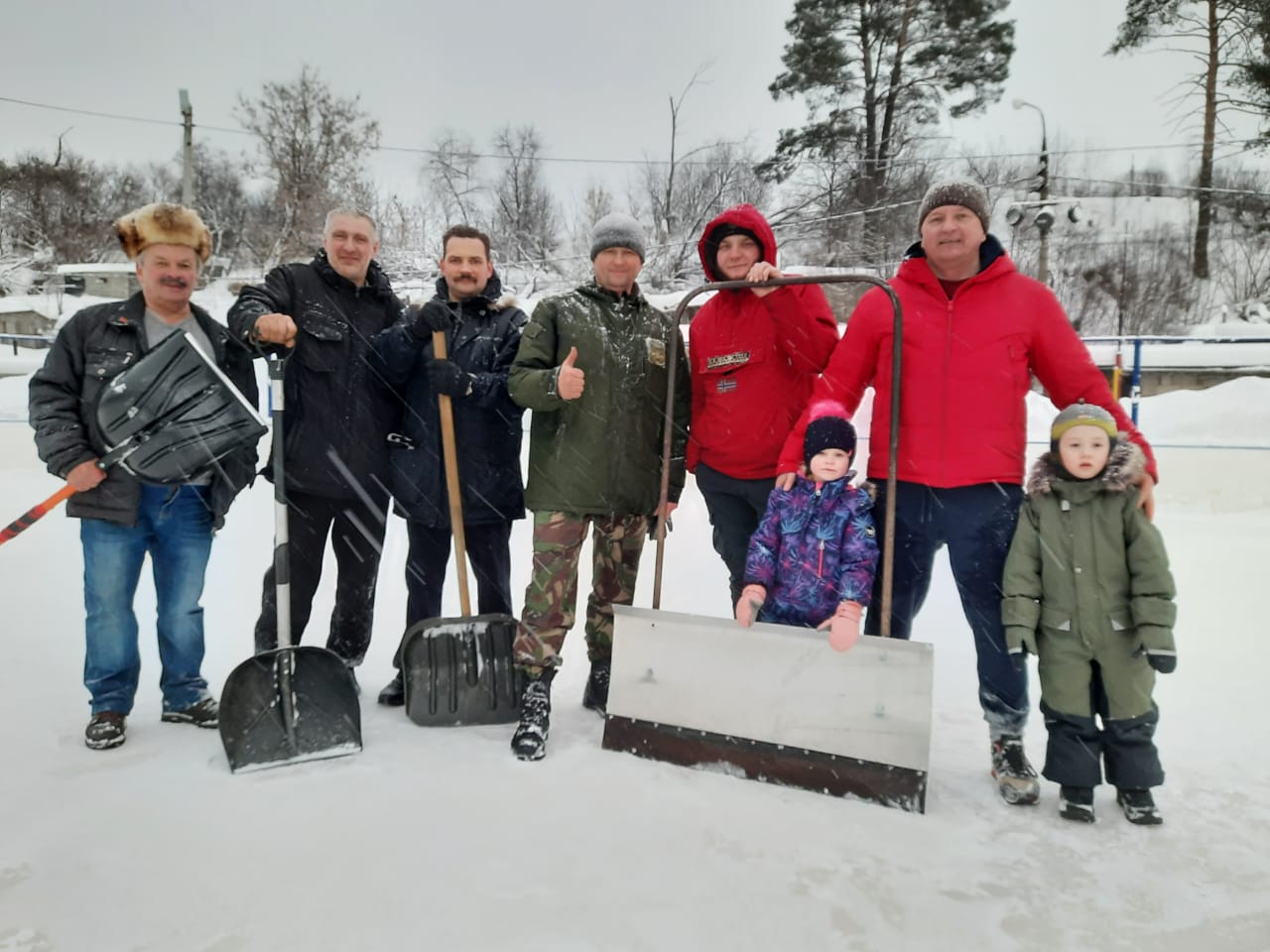 Снег и хоккей
