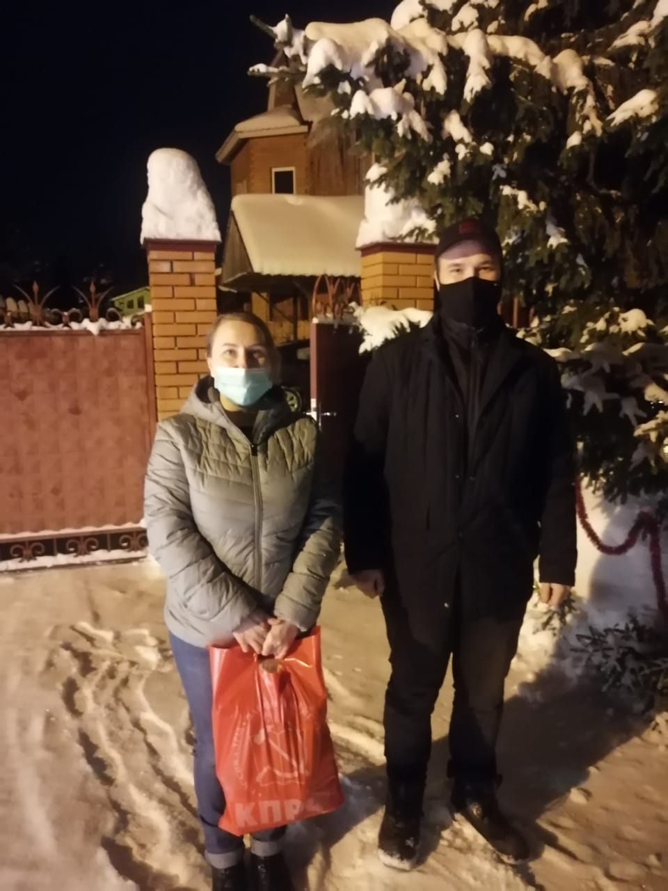 Клинский ГК КПРФ помогает нуждающимся