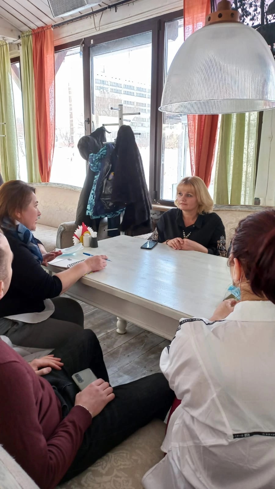 Депутат Мособлдумы Елена Мокринская провела приём жителей в Лобне