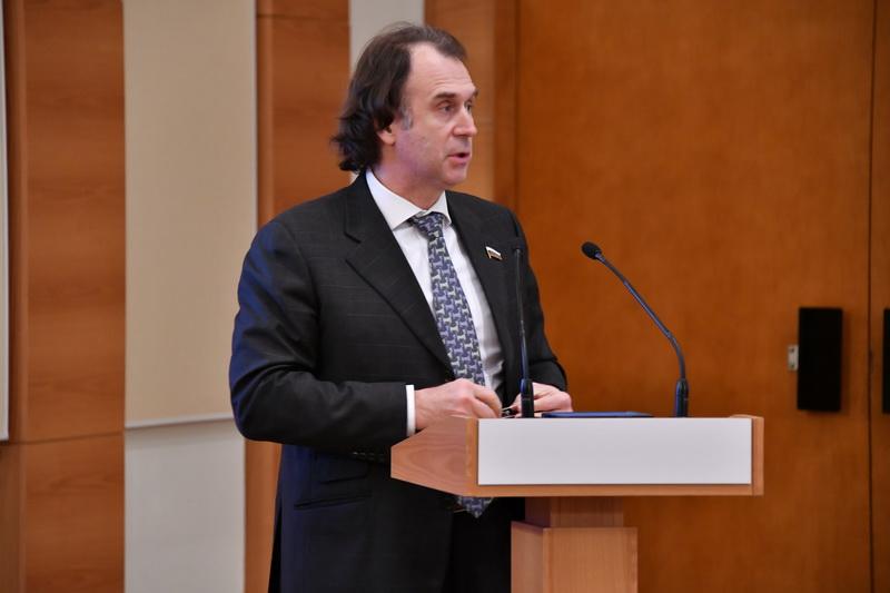 В.И. Кашин провел в Госдуме парламентские слушания по ценообразованию в агропромышленном комплексе