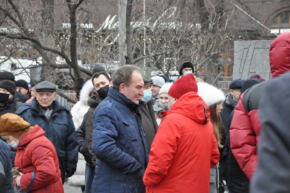 Во имя мира во всем мире!