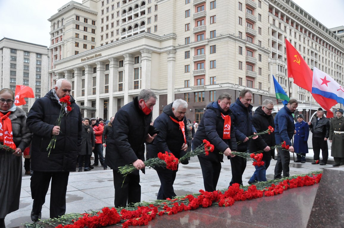 Во имя мира во всем мире!