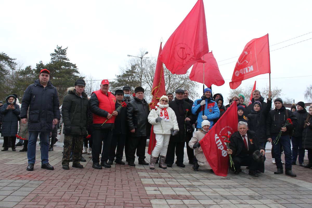 Чеховские коммунисты почтили память воинов