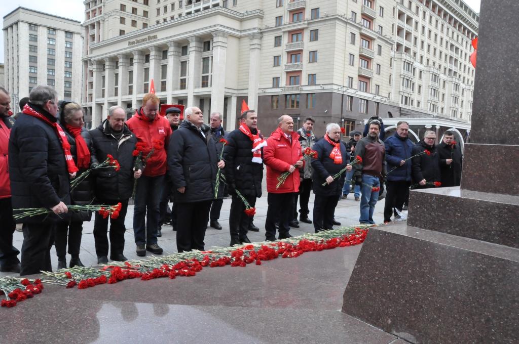 В Москве коммунисты почтили память И.В. Сталина