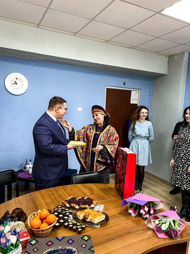 Депутат МОД Марк Черемисов поздравил коллективы Балашихинских муниципальных учреждений с Международным женским Днём