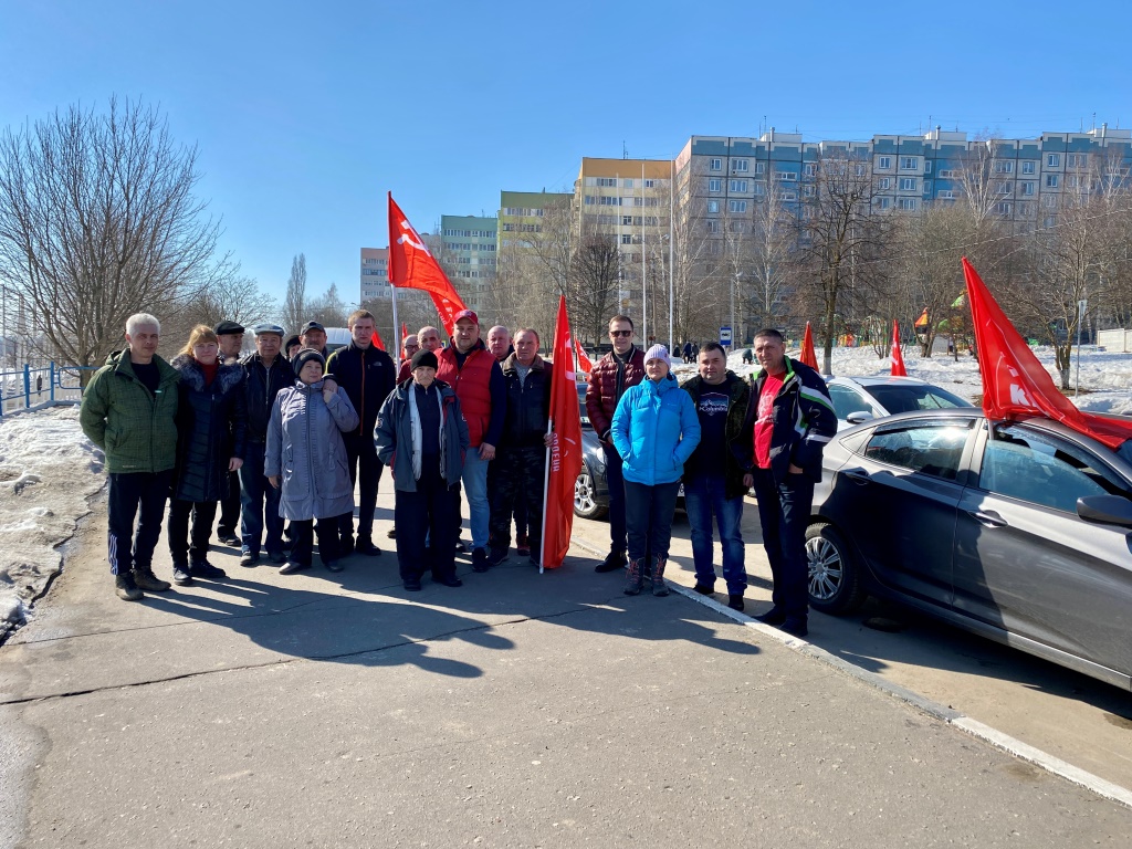 В Коломне прошел патриотический автопробег «Za наших»