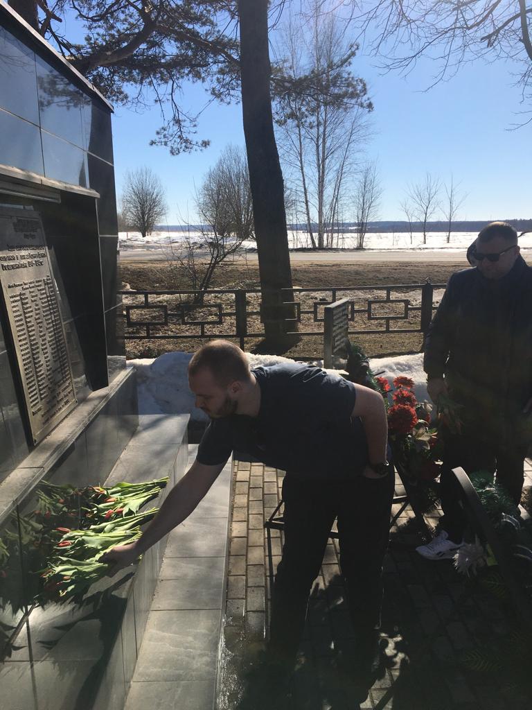 Клинский ГК КПРФ принял участие в акции поддержки ВС РФ