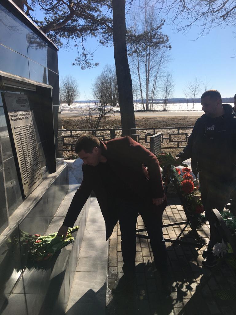 Клинский ГК КПРФ принял участие в акции поддержки ВС РФ