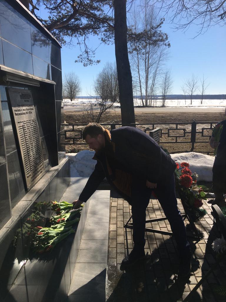 Клинский ГК КПРФ принял участие в акции поддержки ВС РФ