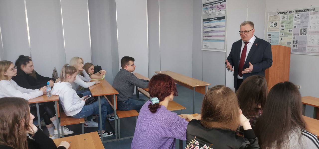 Александр Наумов: «Будущее России - наша молодёжь!»