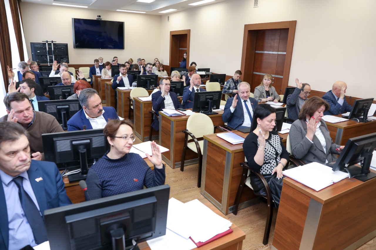 Депутат Мособлдумы от КПРФ Олег Емельянов принял участие в работе Совета депутатов Раменского г.о.