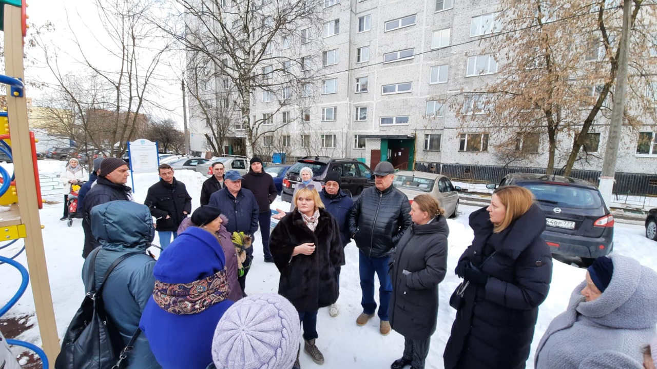 Депутат Мособлдумы от КПРФ Елена Мокринская решает проблемы граждан в округе