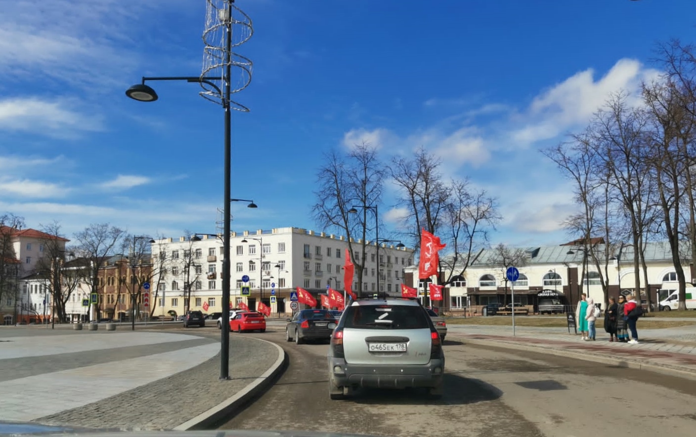 Мы обязаны обеспечить надежный тыл нашим бойцам