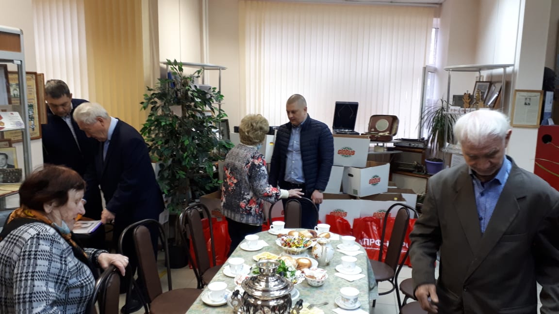 Депутаты Фрязино фракции КПРФ встретились с бывшими узниками фашистских концлагерей