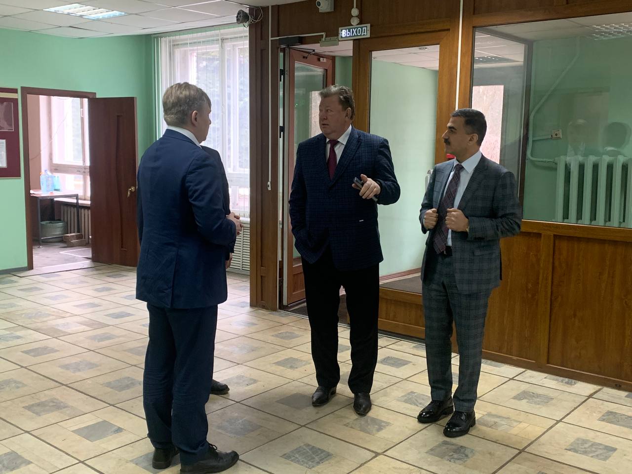 Заместитель Председателя ЦК КПРФ Владимир Кашин посетил с рабочим визитом ФГБНУ «ФИЦ картофеля им. Г.А. Лорха» и филиал ФИЦ картофеля ВНИИ крахмалопродуктов в г.о. Люберцы