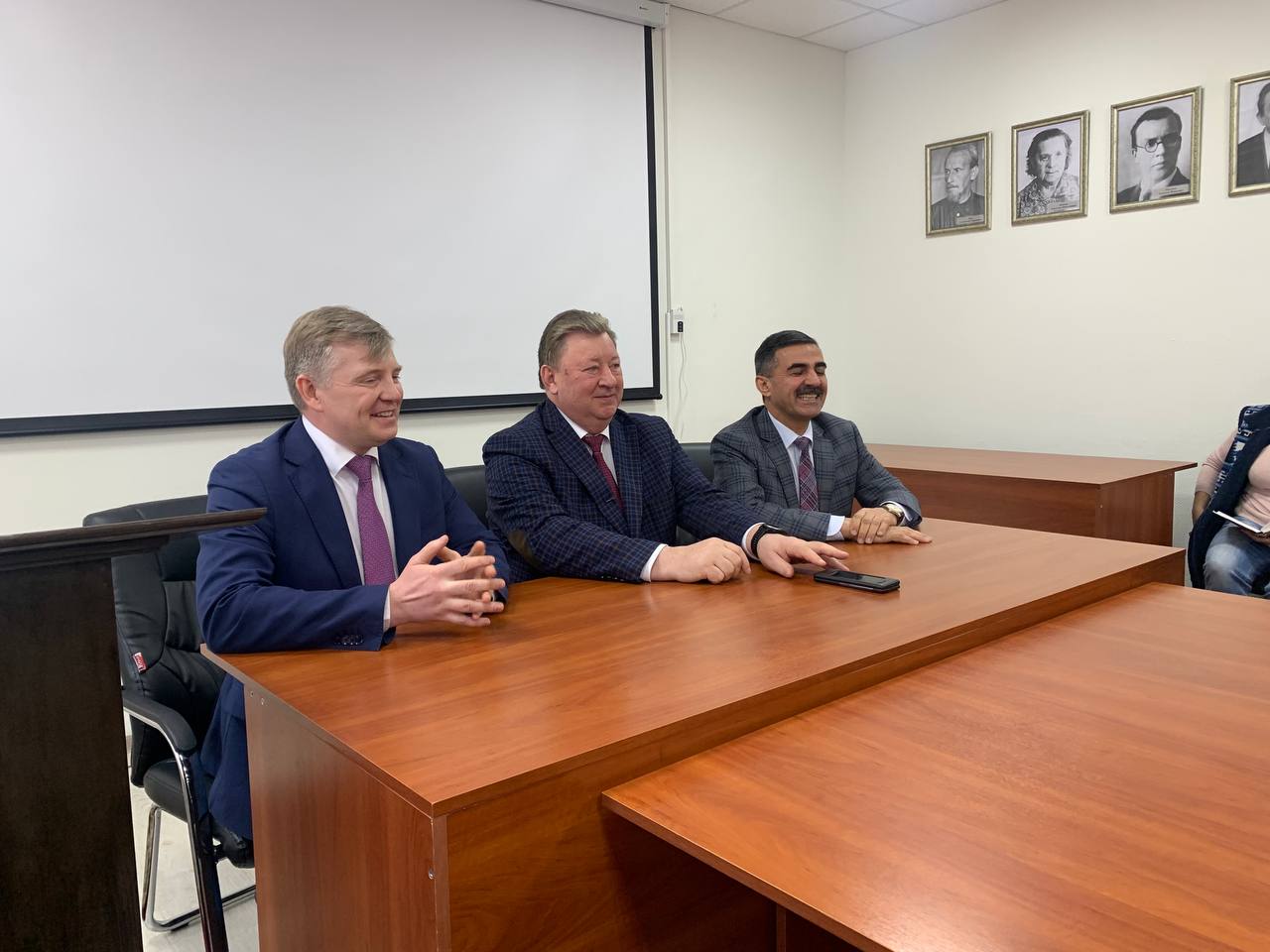 Заместитель Председателя ЦК КПРФ Владимир Кашин посетил с рабочим визитом ФГБНУ «ФИЦ картофеля им. Г.А. Лорха» и филиал ФИЦ картофеля ВНИИ крахмалопродуктов в г.о. Люберцы