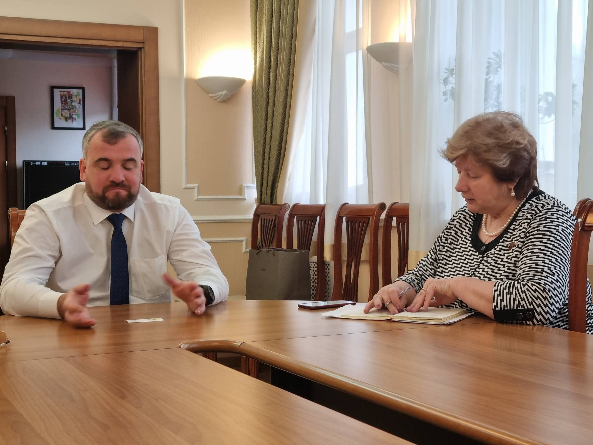 Депутат Московской областной Думы от КПРФ Татьяна Никитас провела рабочую встречу на АО «НП «ПОДОЛЬСККАБЕЛЬ»