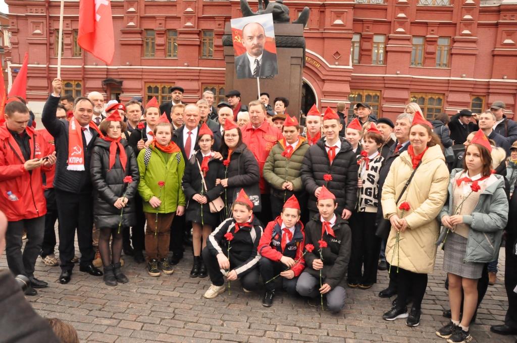 Г.А. Зюганов: Идти ленинским путем!