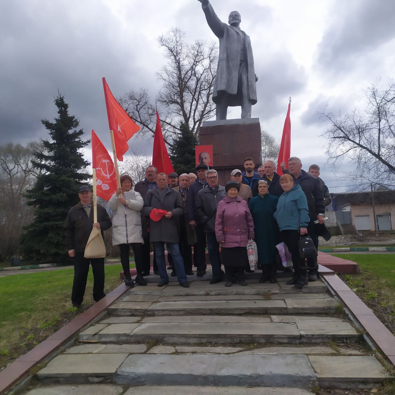 22 апреля - День рождения В.И.Ленина, вождя мирового пролетариата