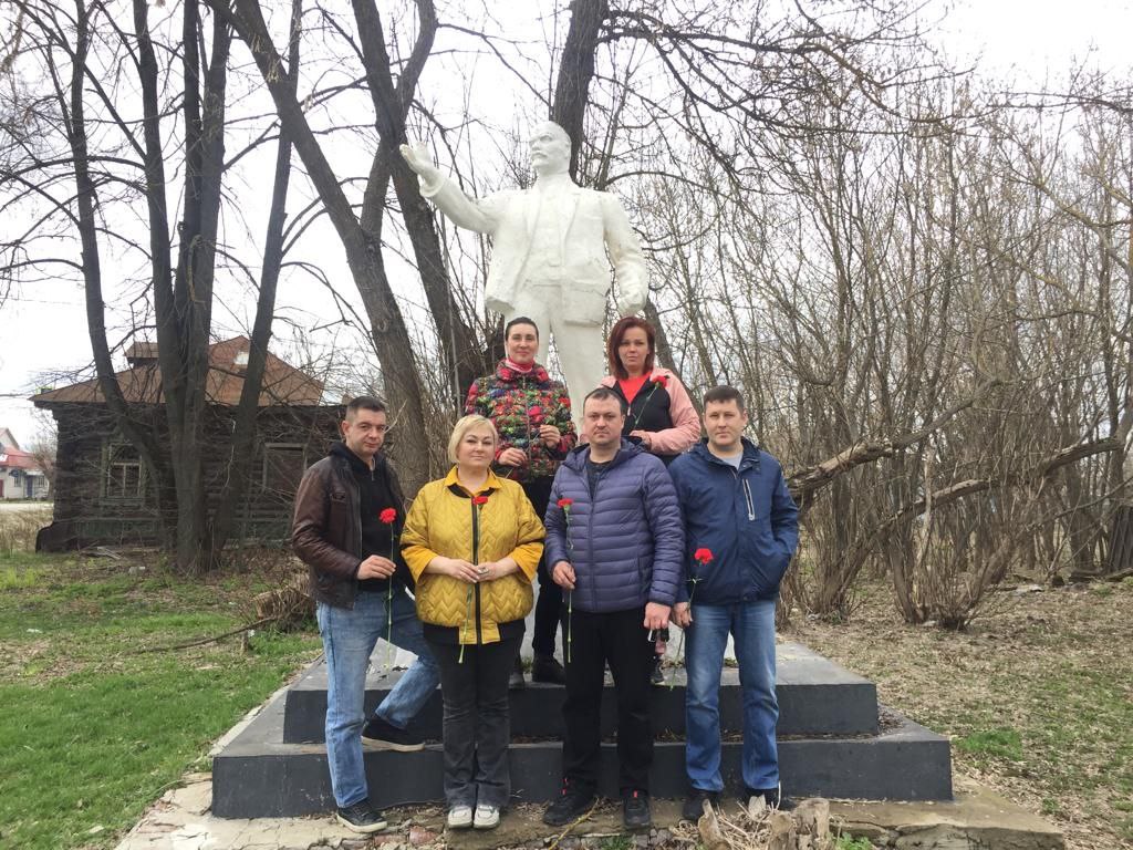 22 апреля - День рождения В.И.Ленина, вождя мирового пролетариата