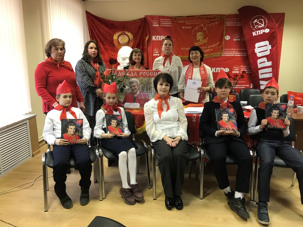 Будут новые победы! Встанут новые бойцы!